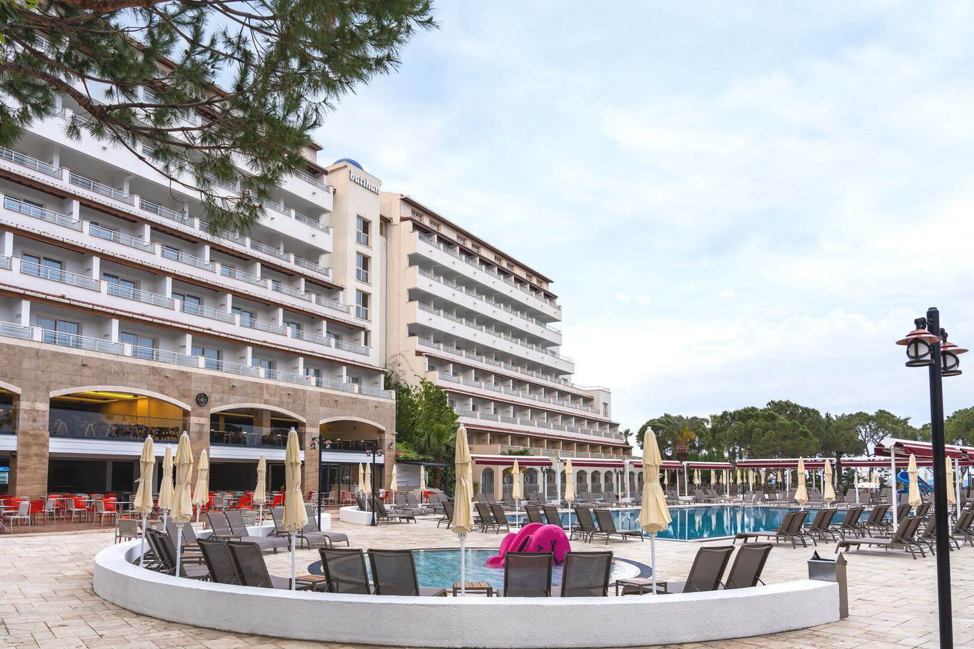 Batihan Beach Resort & Spa