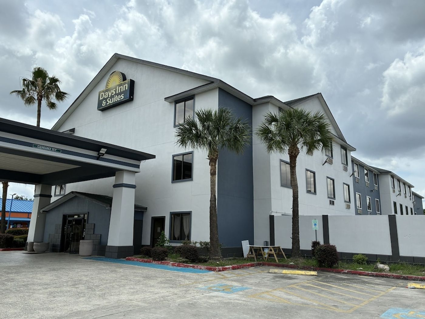 expedia-3166251-2