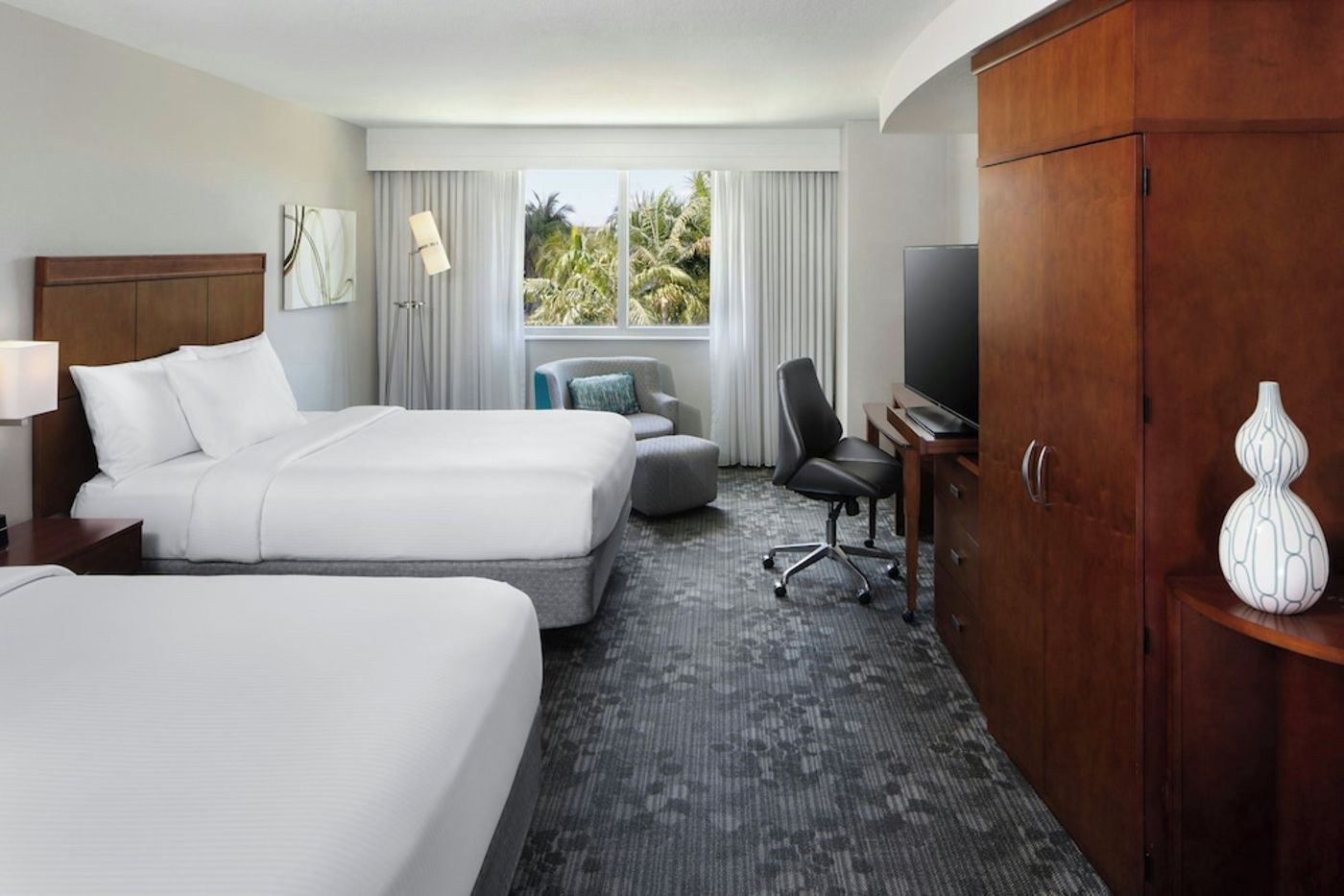 expedia-3162342-25