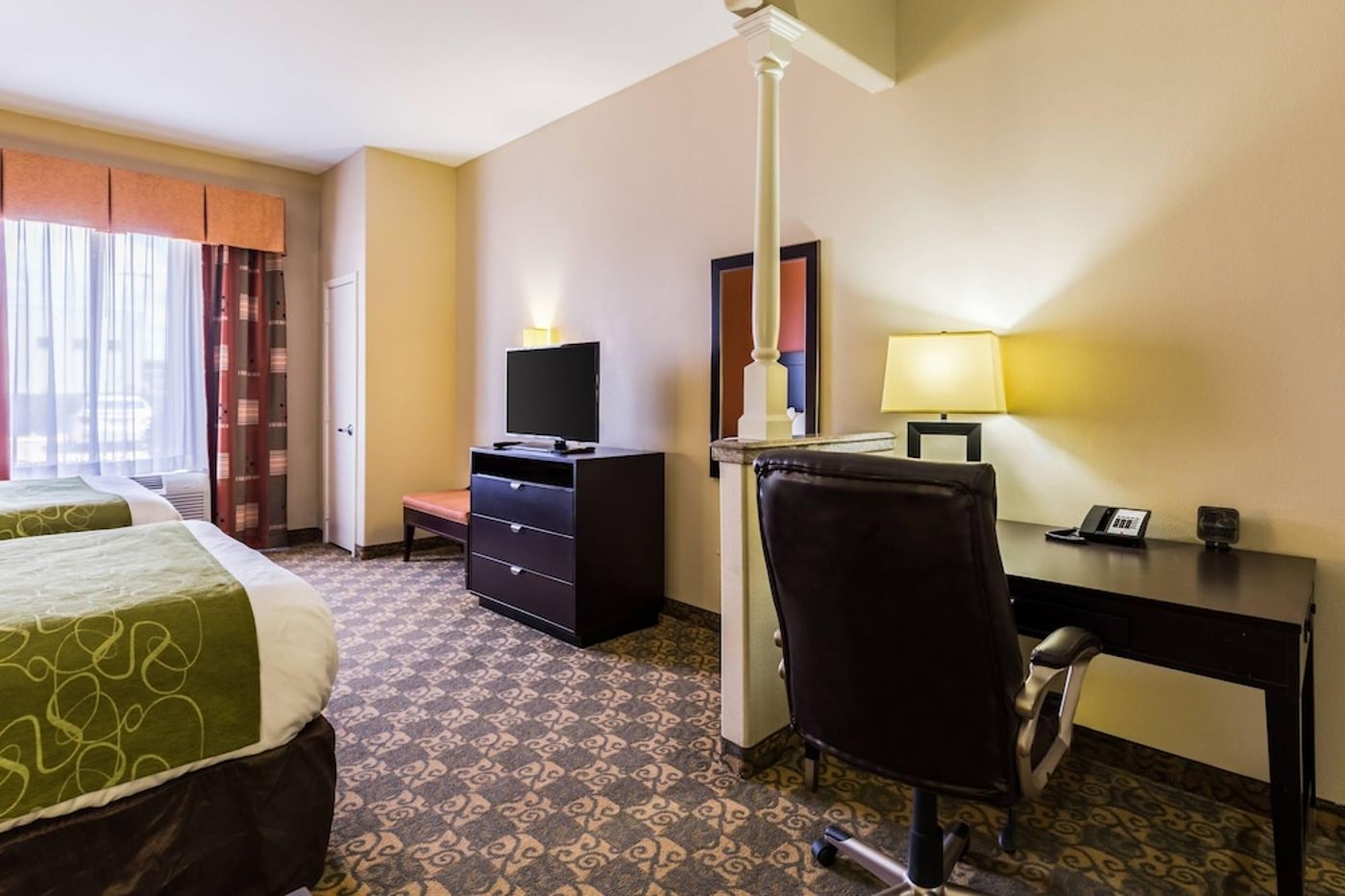 expedia-3162288-24