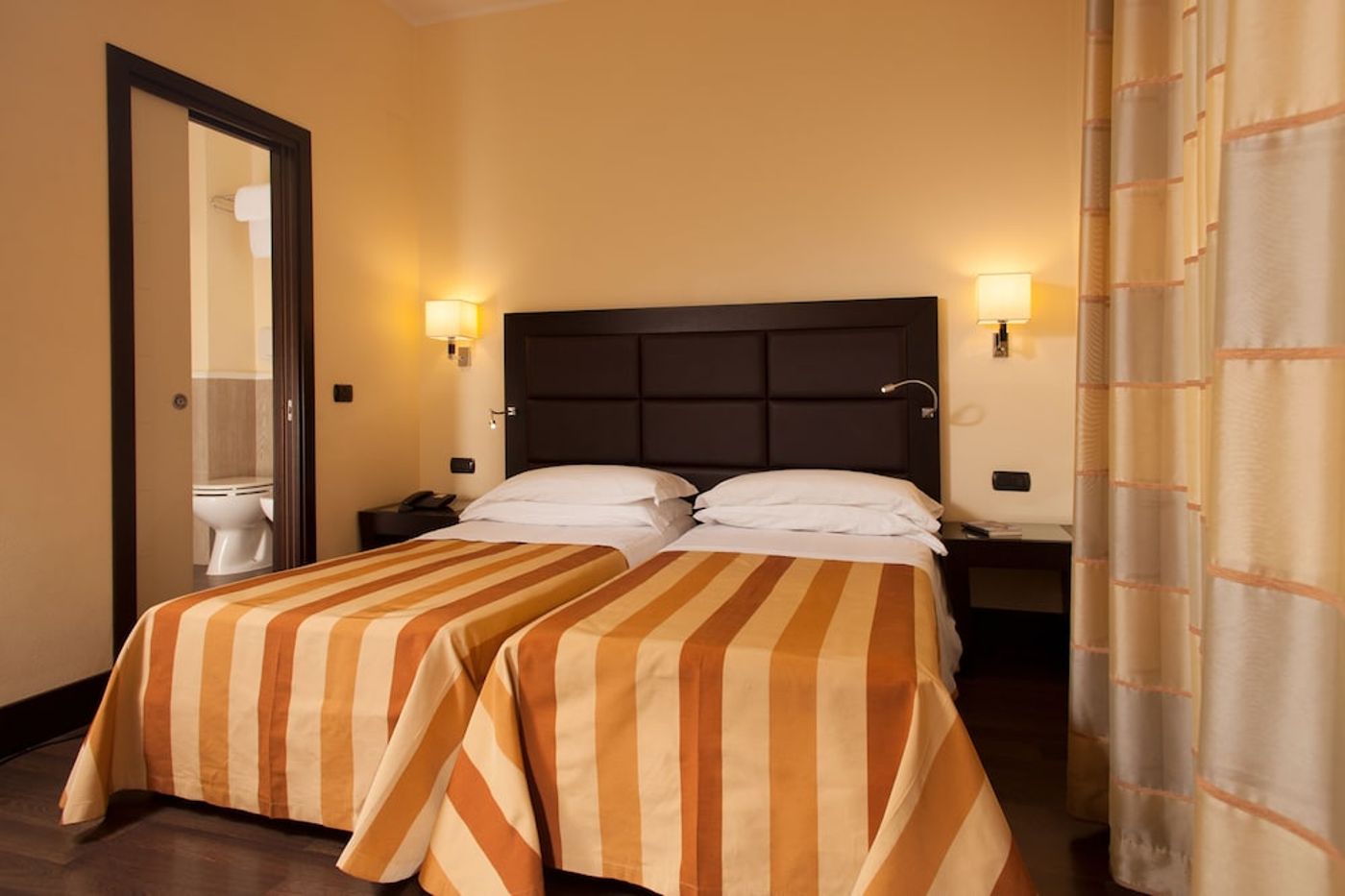 expedia-3163825-13