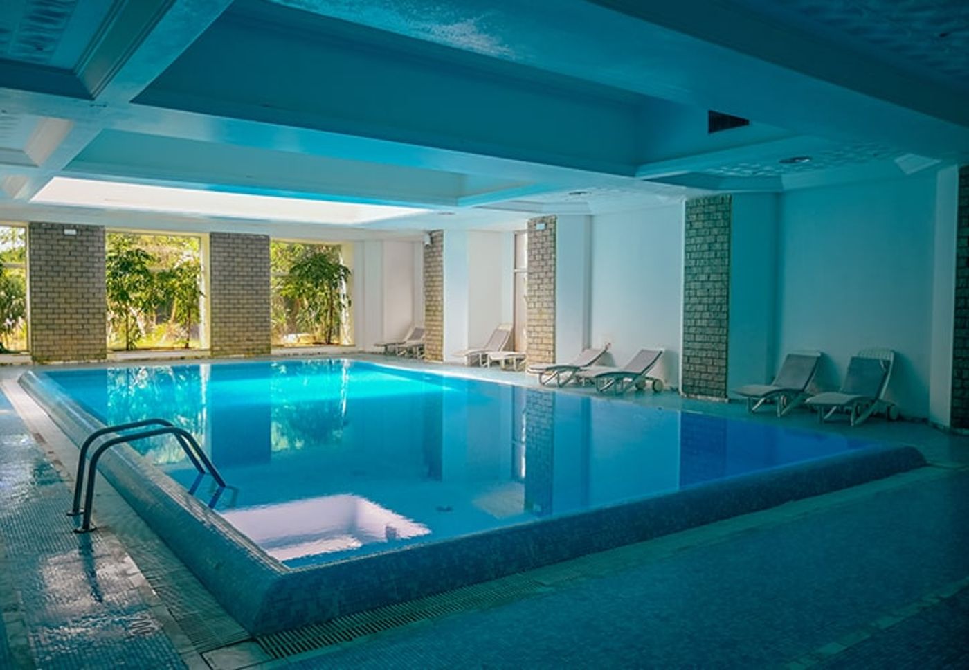 tunisia lodge 23.09