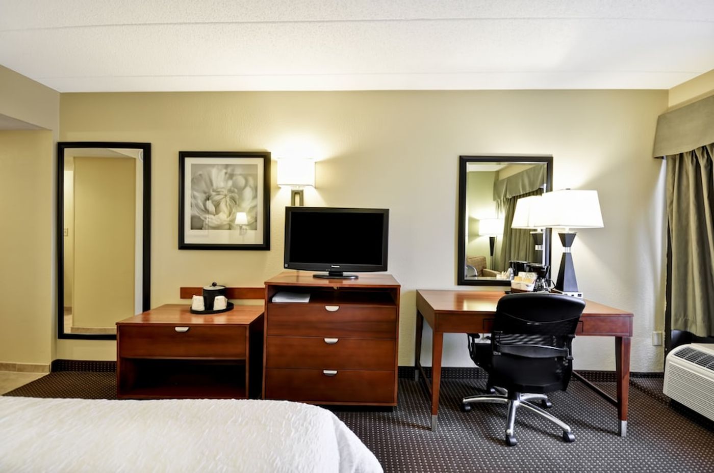 expedia-3162109-7