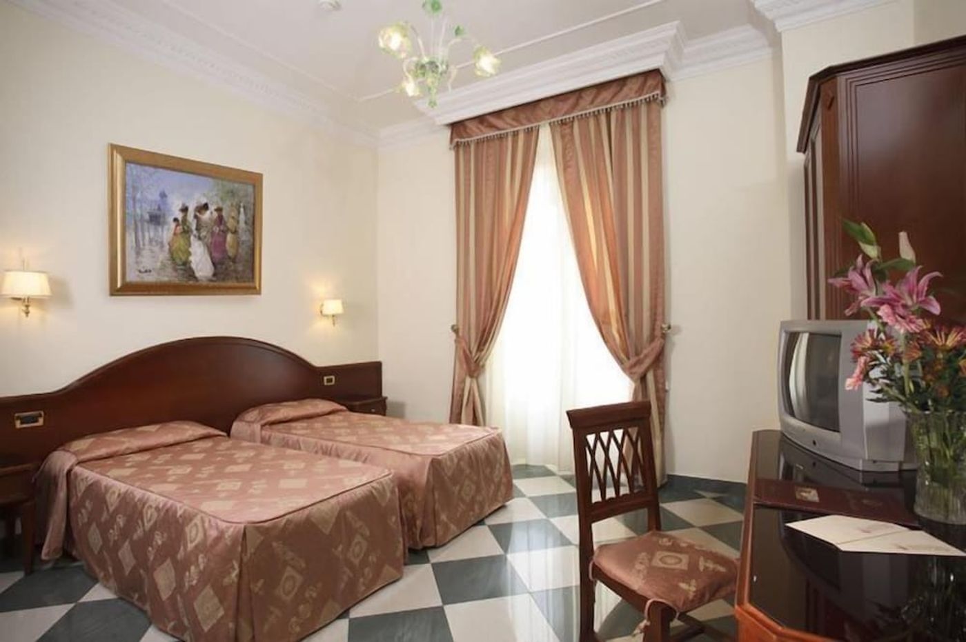 expedia-3163340-30