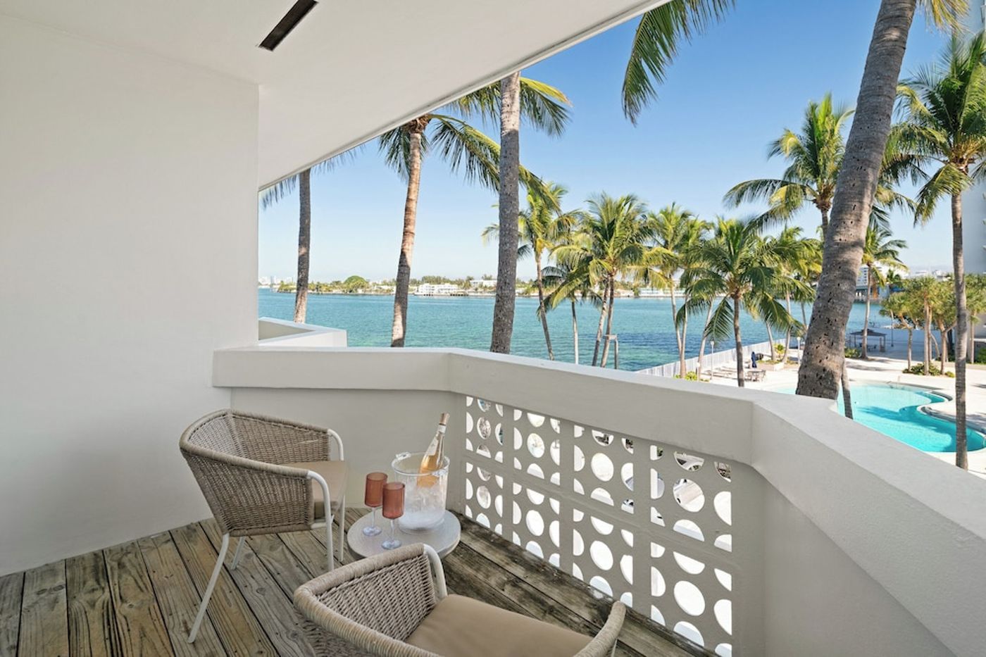 expedia-3163436-4