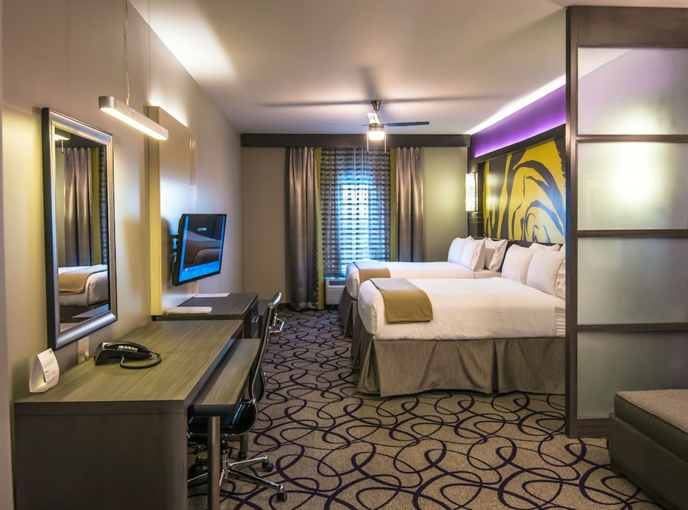 expedia-3160490-14