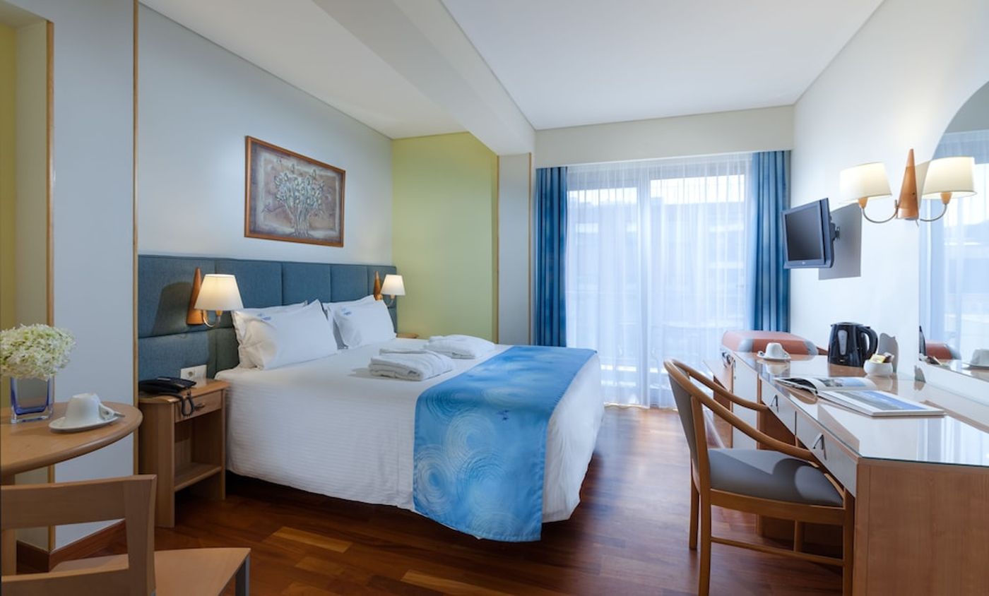expedia-3163410-12
