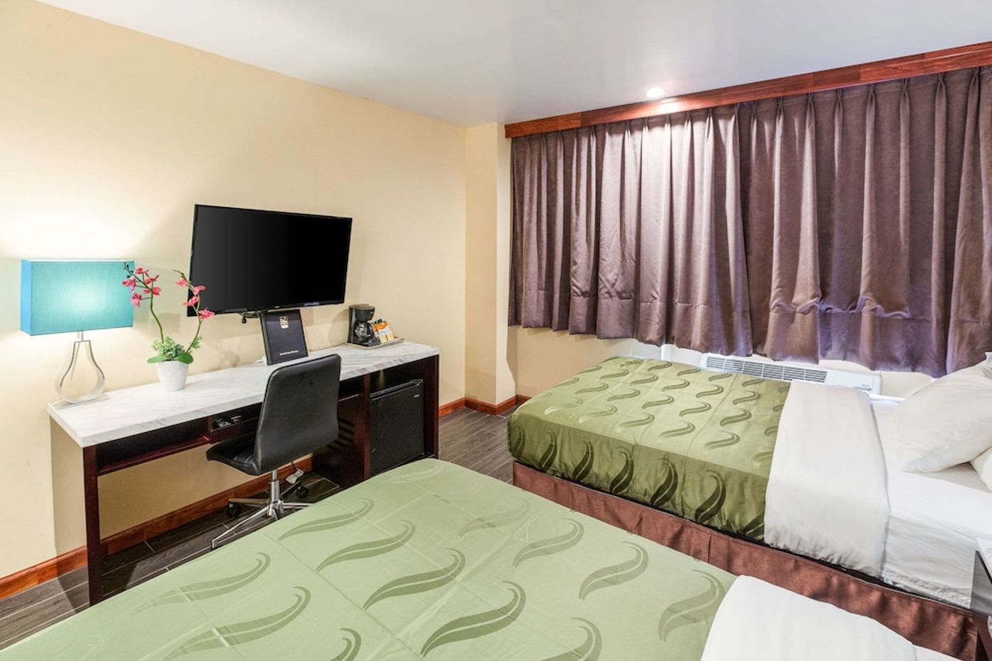expedia-3162495-15
