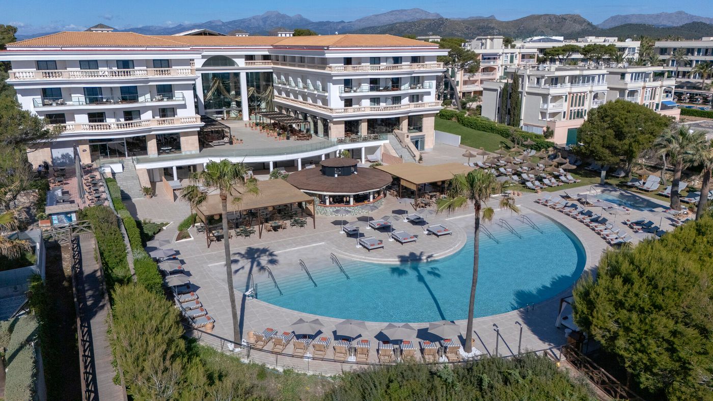 sarena-de！ Sarena de Muro Resort Mallorca | Mallorca | On the Beach | £19pp