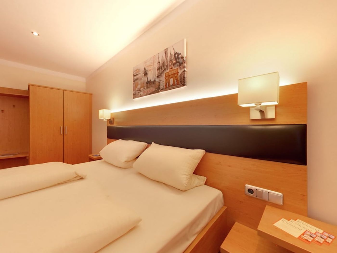 expedia-3163236-18