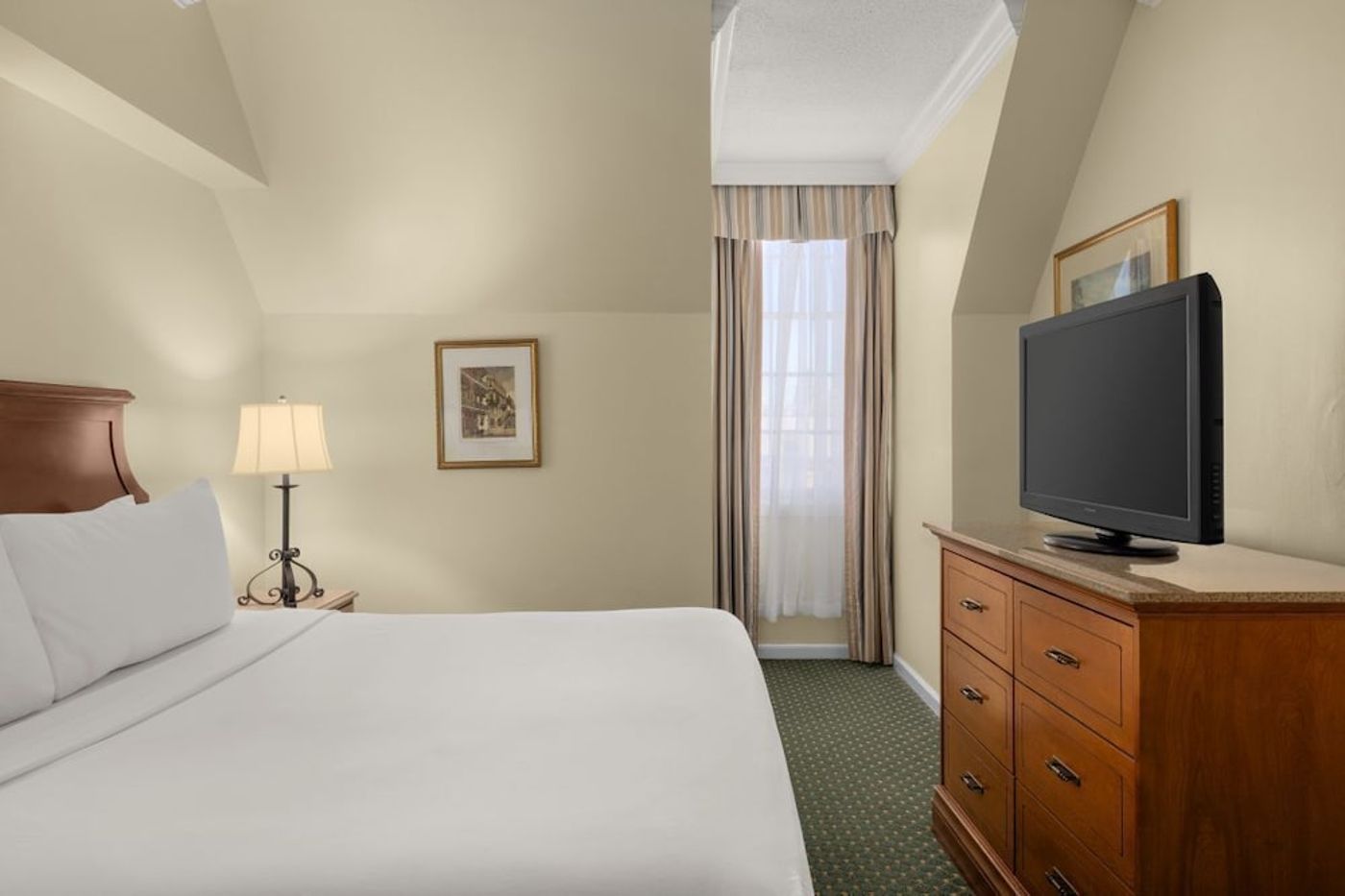 expedia-3159538-9
