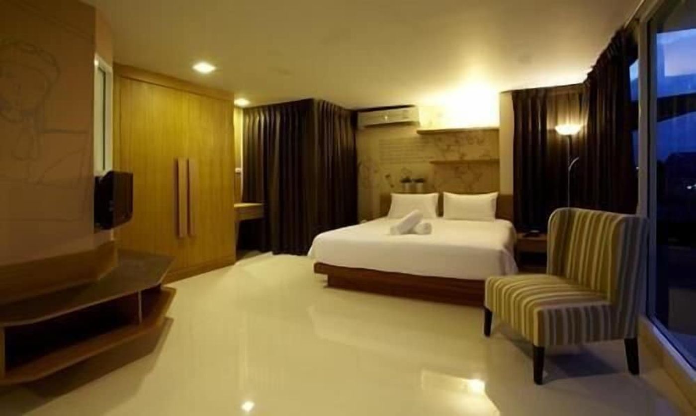 expedia-3162877-16