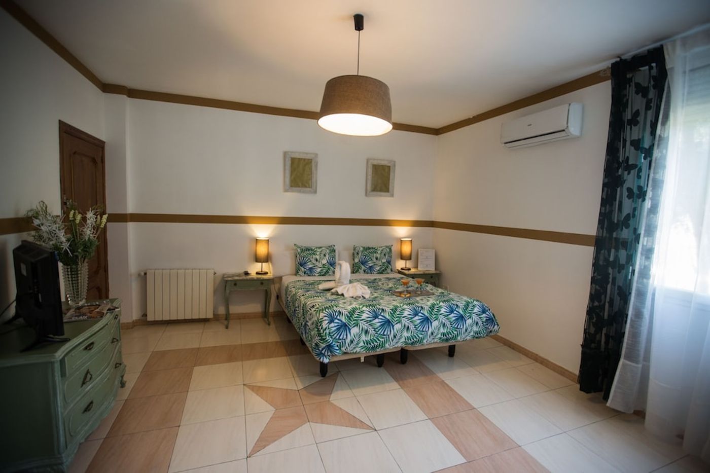 expedia-3163208-12