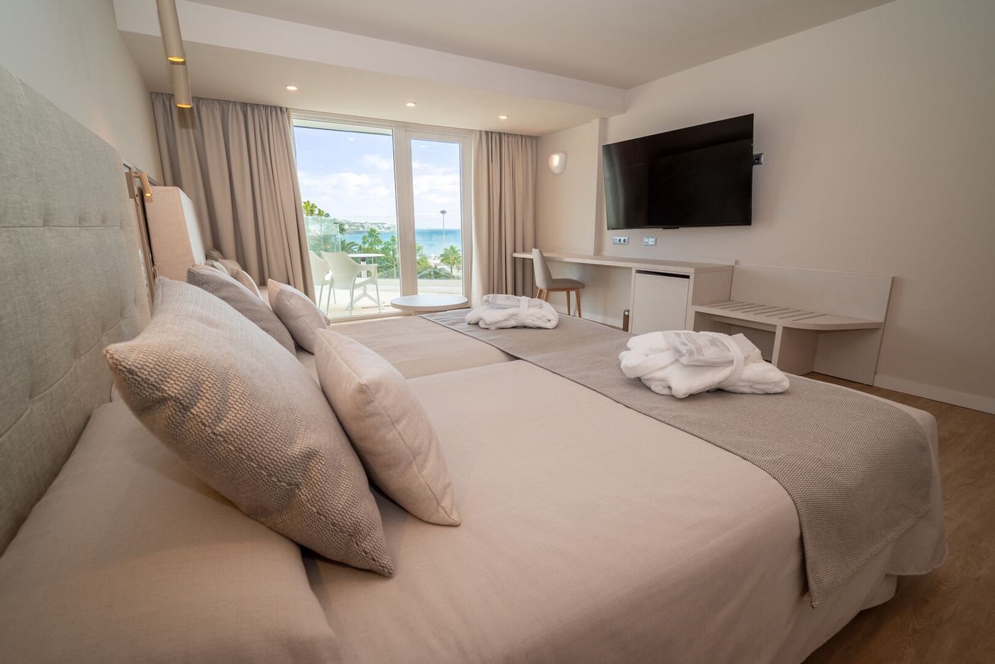 10.02.26 Sahara Playa