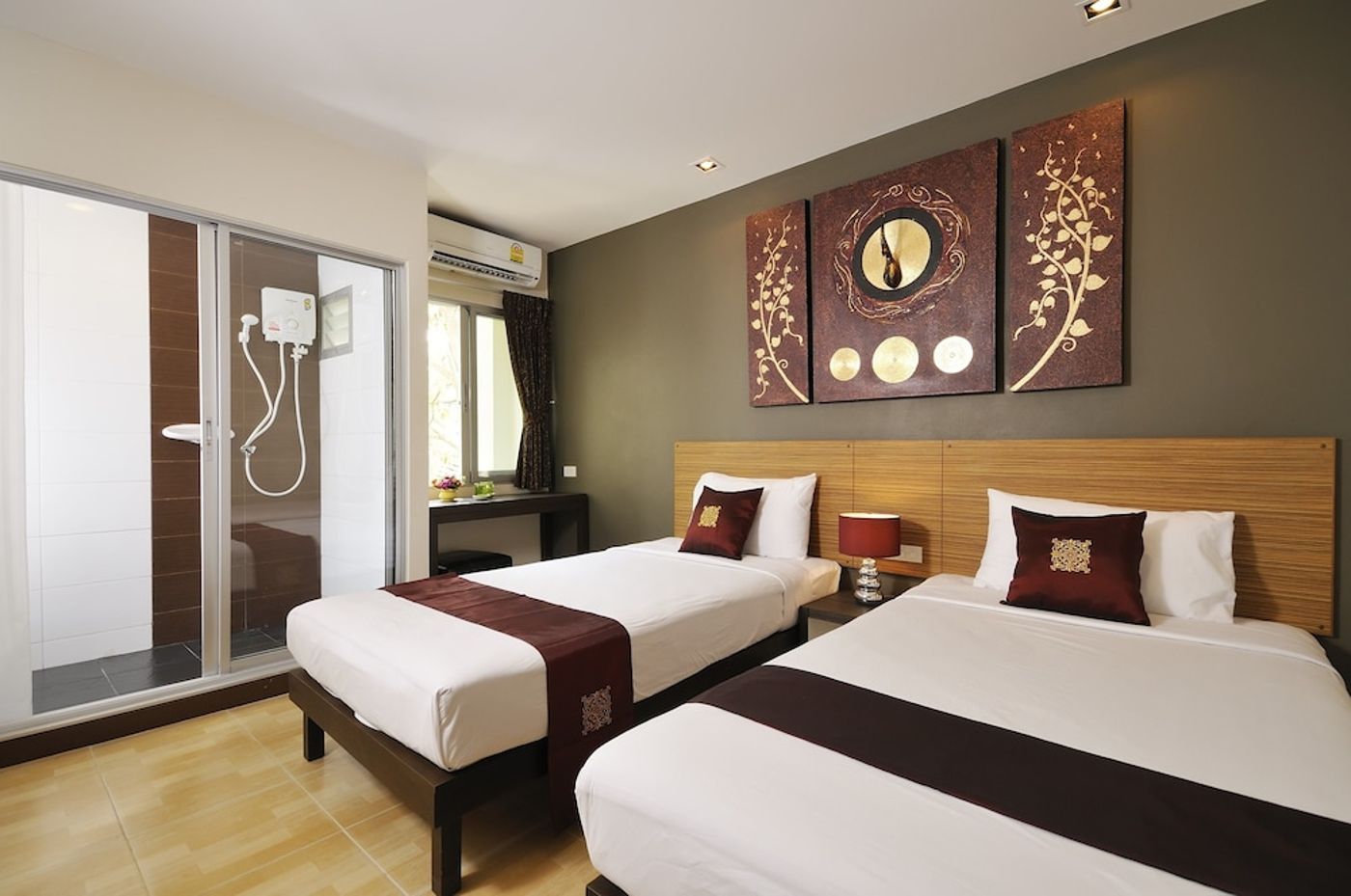 expedia-3159110-8