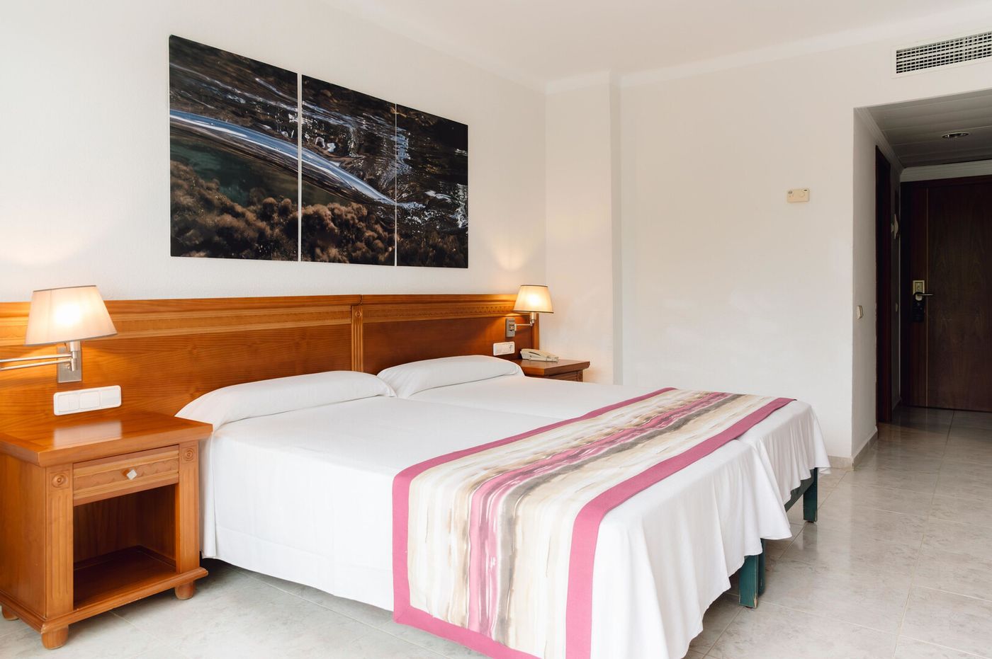 14.04.26 BLUESEA Coral Beach