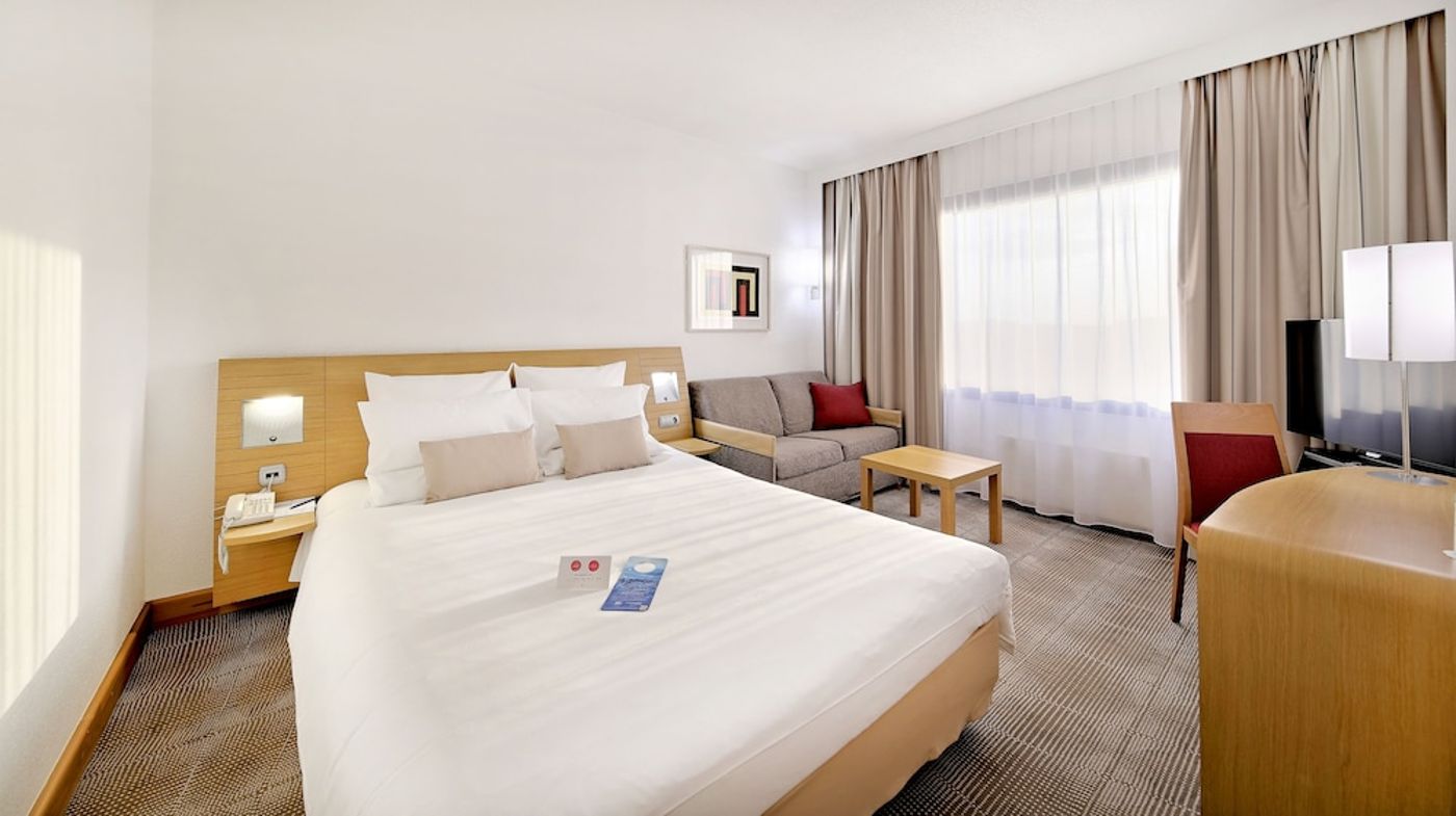 expedia-3157759-29