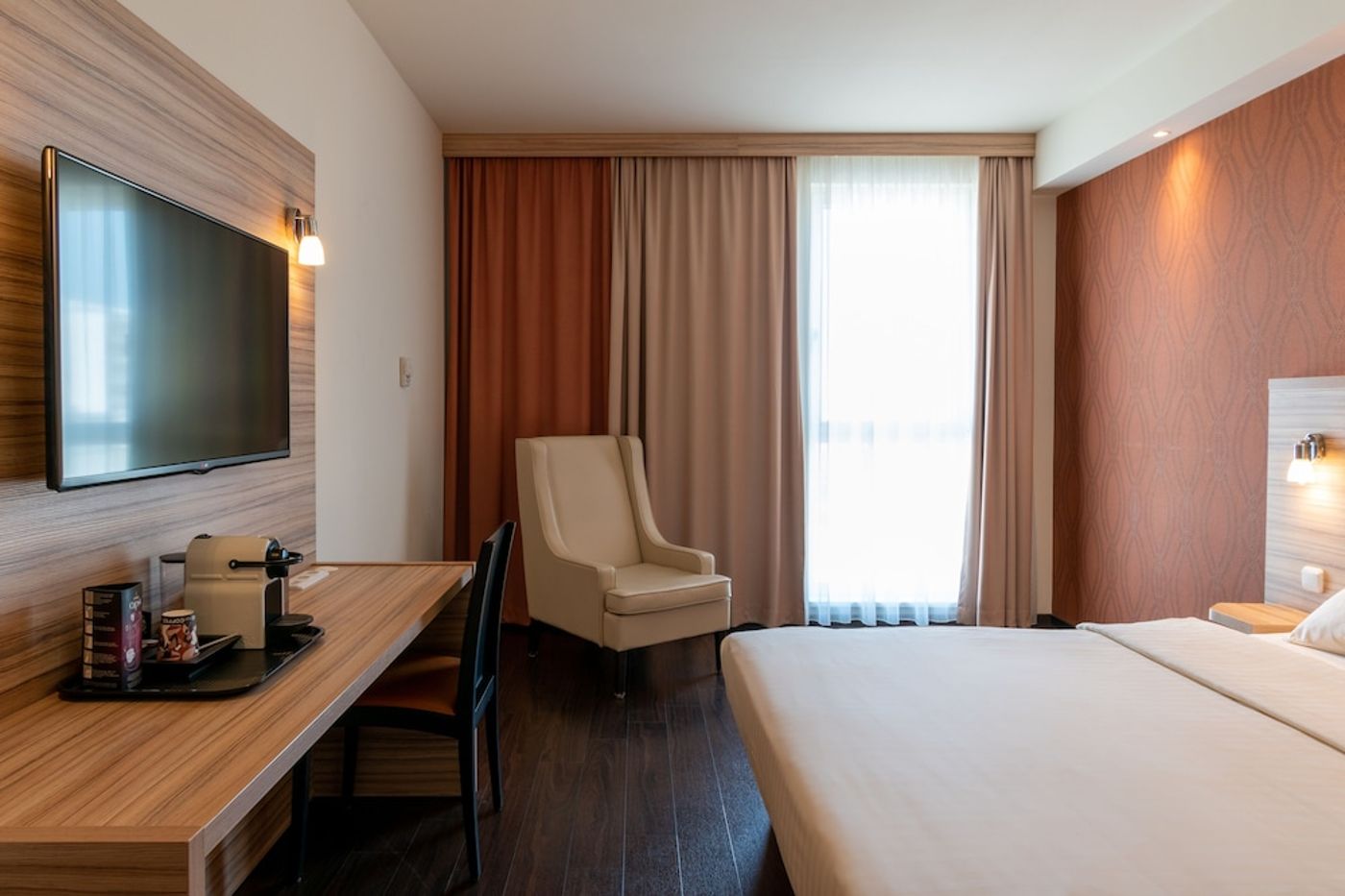 expedia-3159927-12