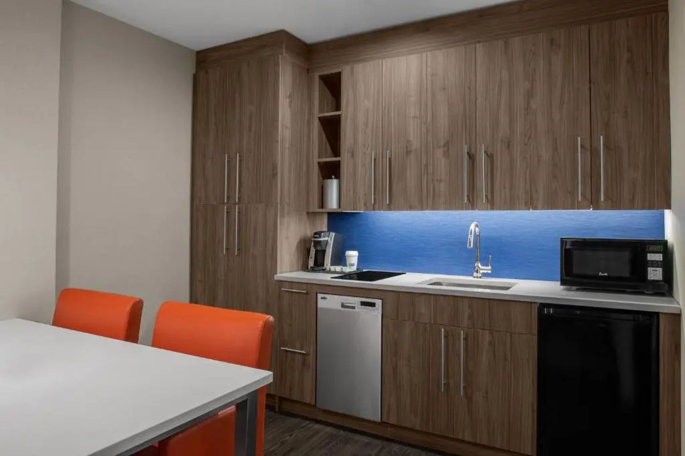 Holiday Inn Express & Suites Woodside LaGuardia Airport by IHG - A1F9419A93D66EAD473A805978398F923EAE448B