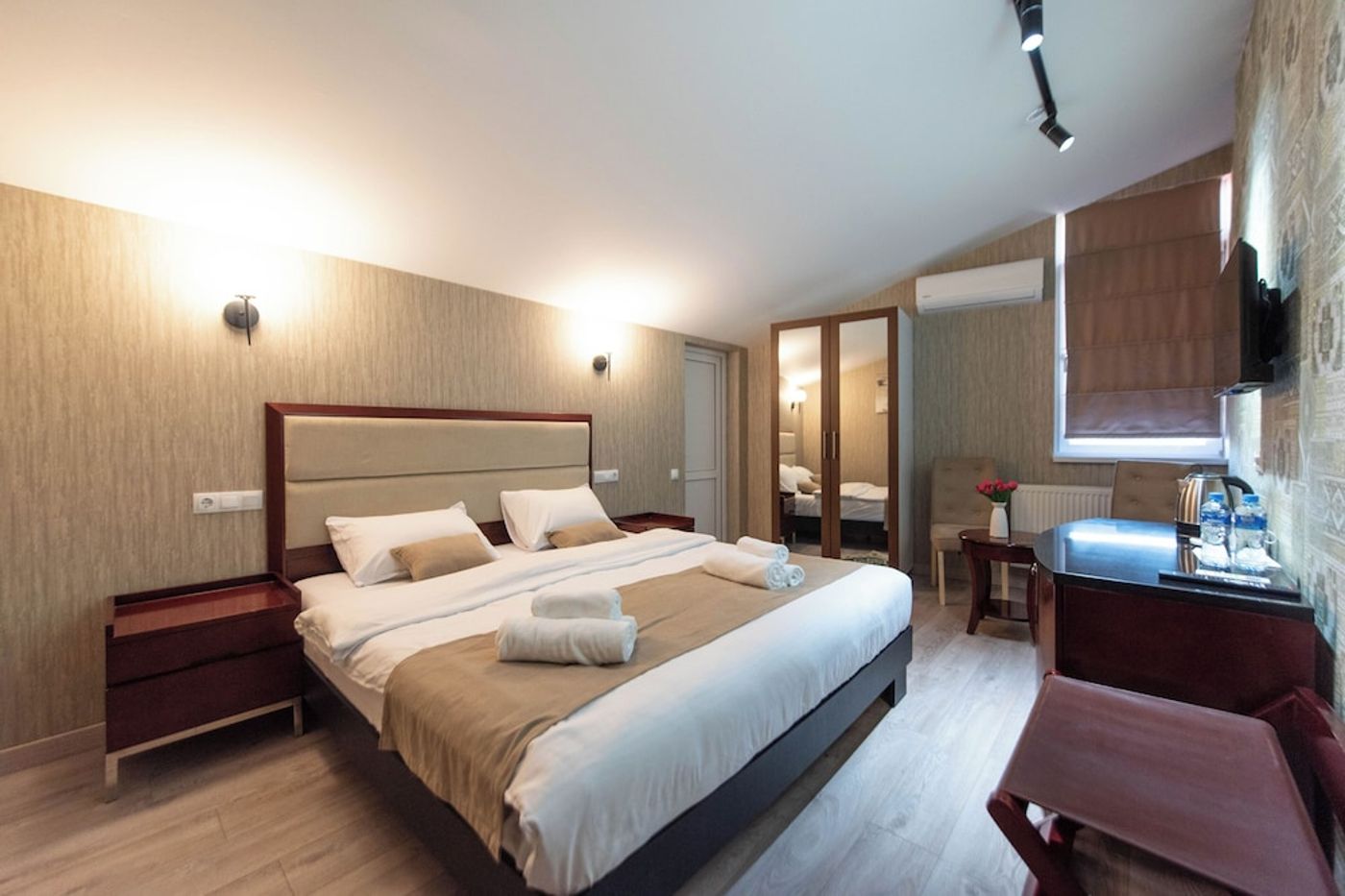 expedia-3157496-20