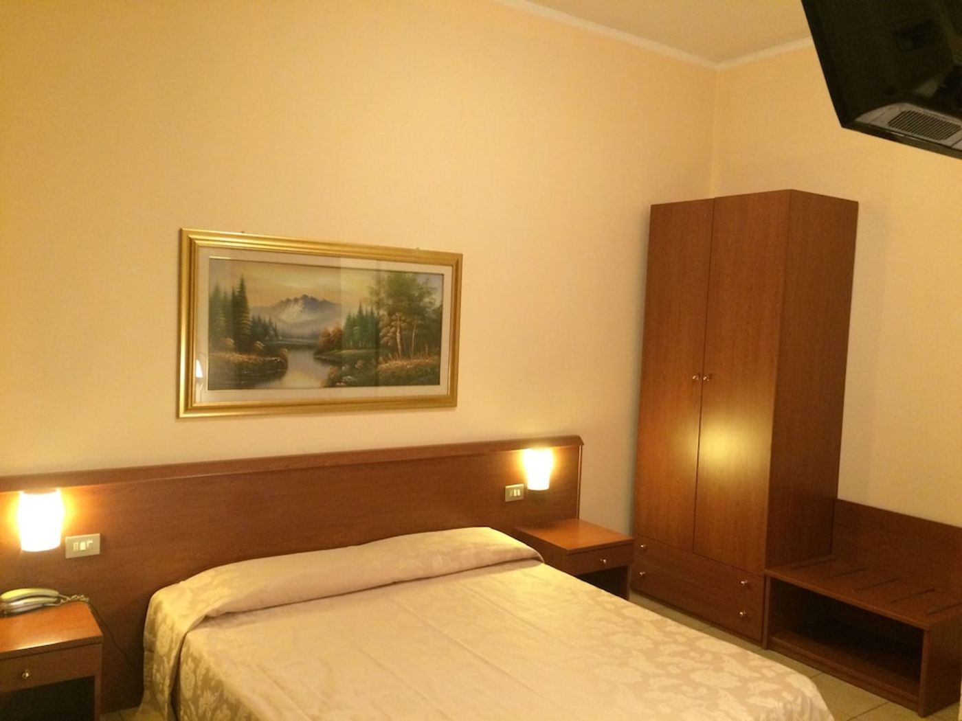 expedia-3163564-4
