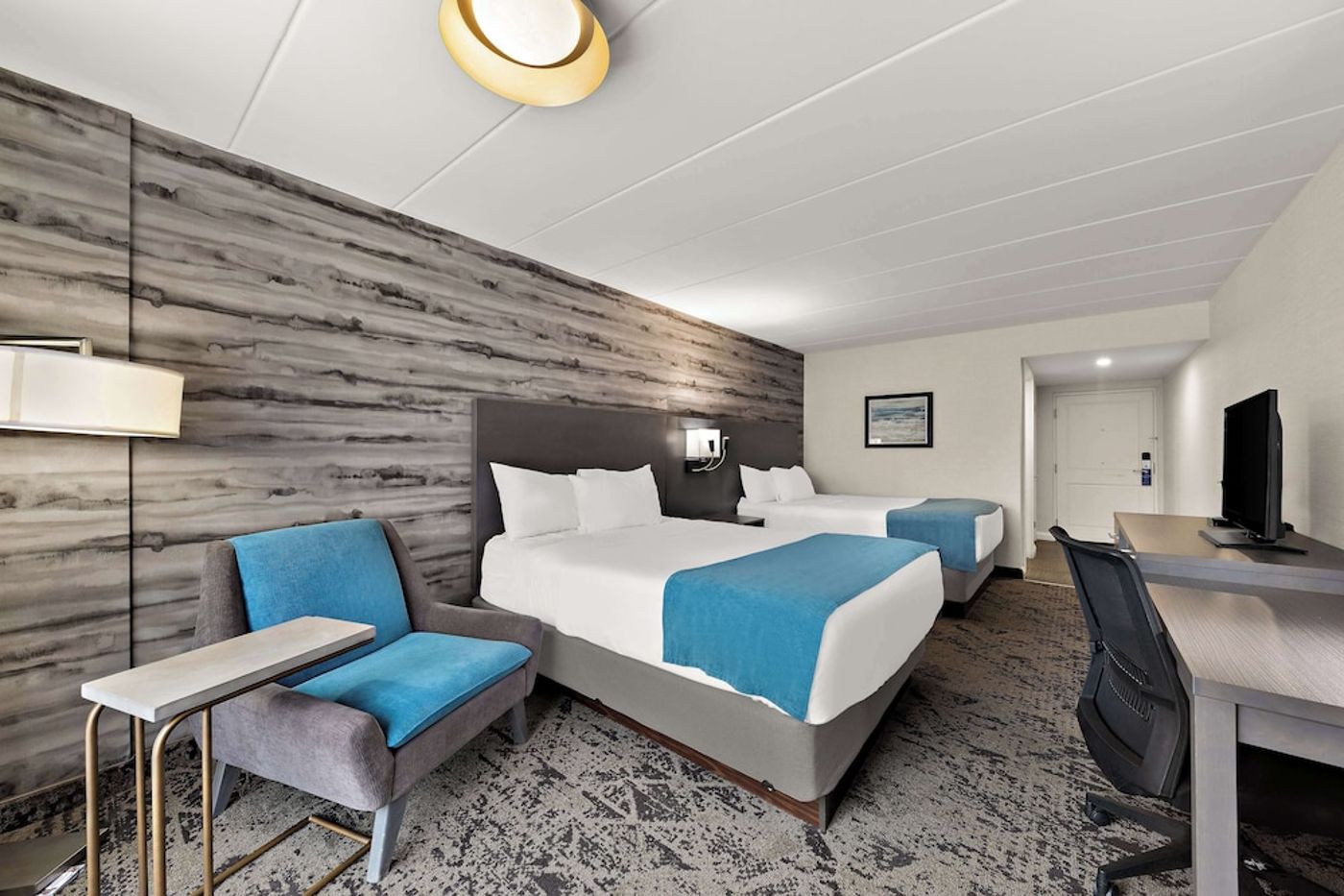 expedia-3166082-30