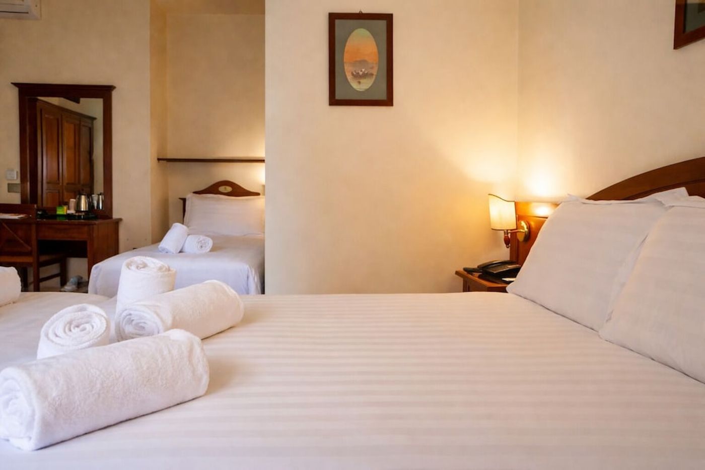 expedia-3163573-10