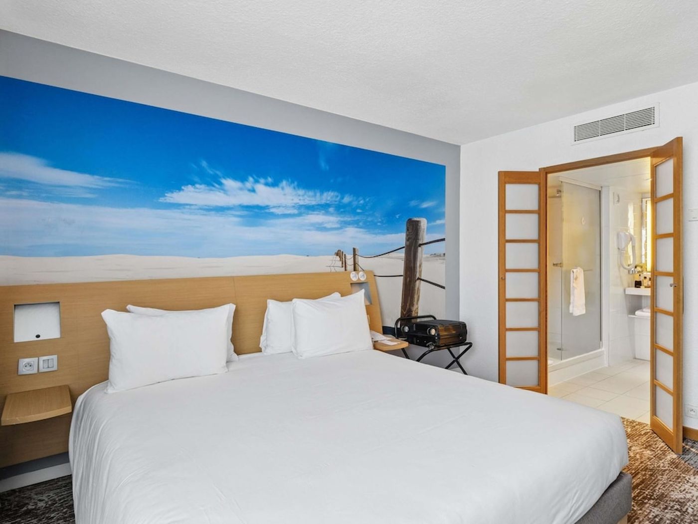 expedia-3166830-25