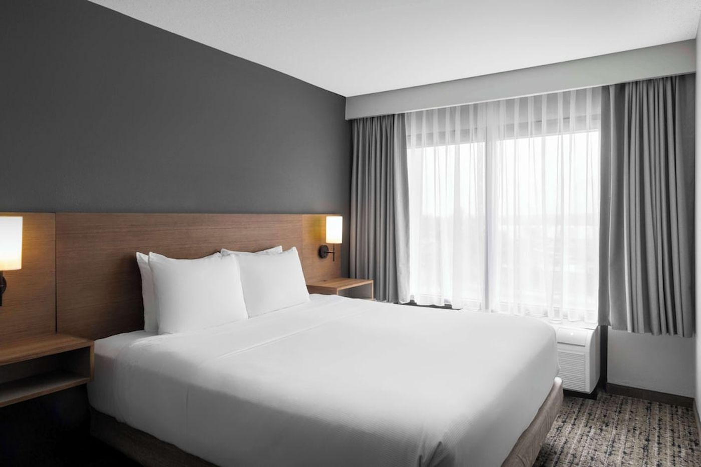 expedia-3160949-16