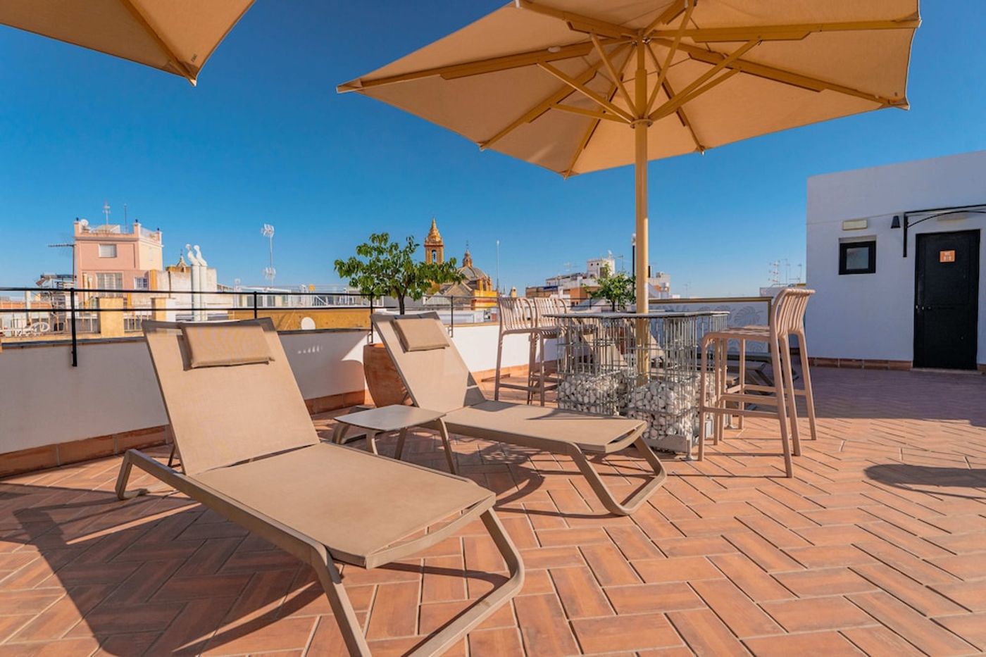 expedia-3163844-5
