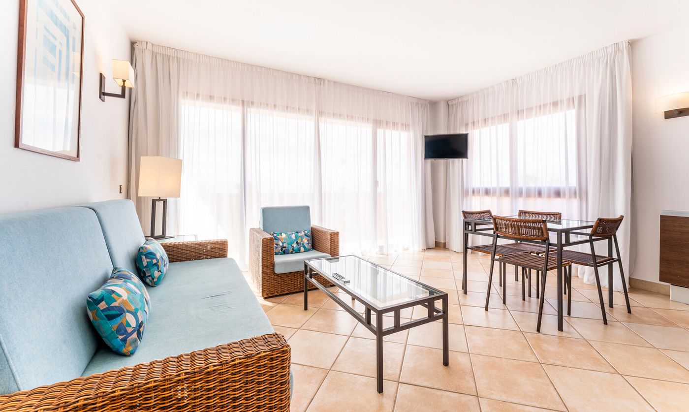 11.02.26 Bakour Oh Nice Costa del Sol [object Object]