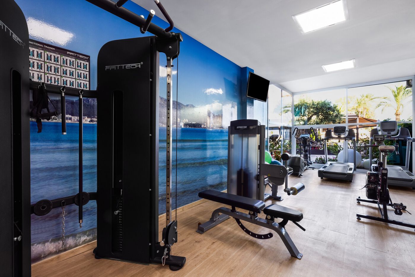 Viva Golf - Adults Only 18+