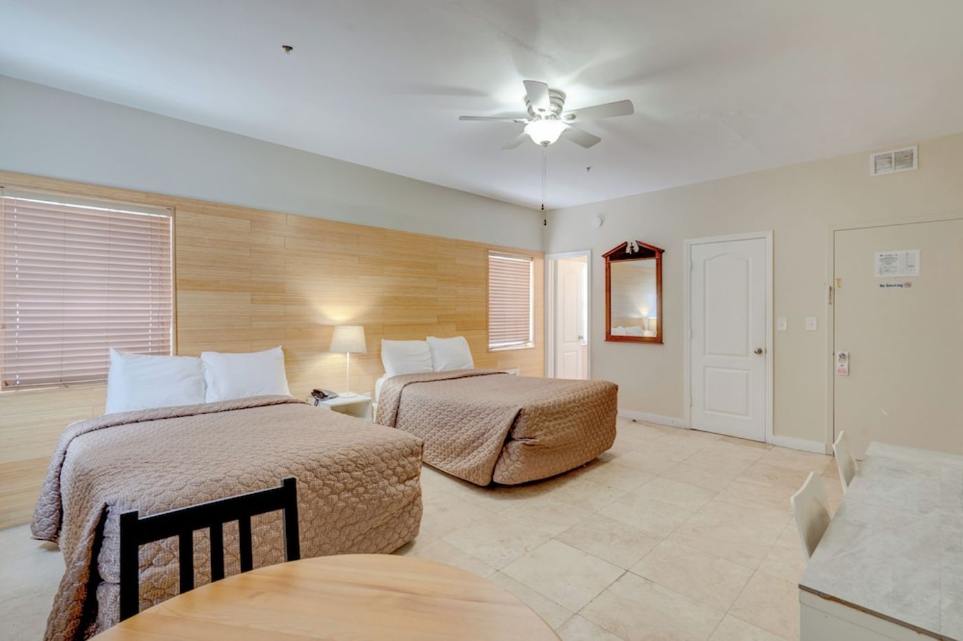 expedia-3162360-28