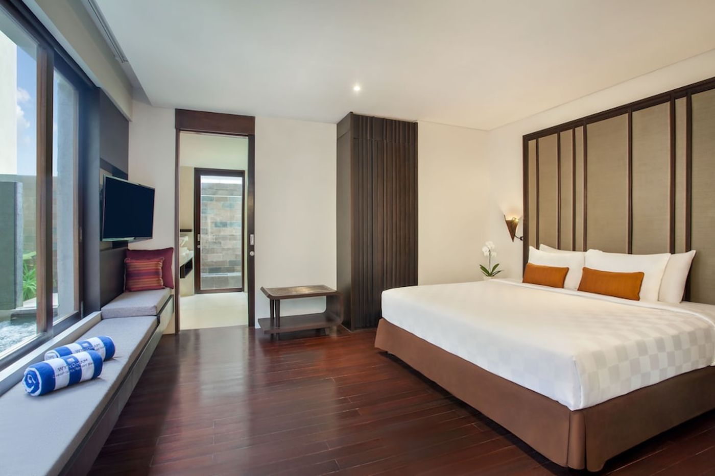 expedia-3166169-15