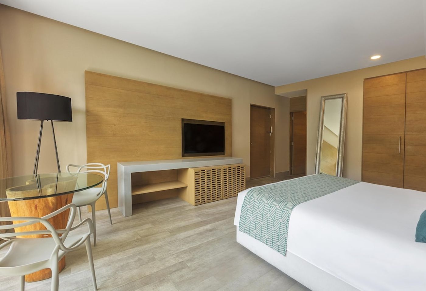 expedia-3156653-25