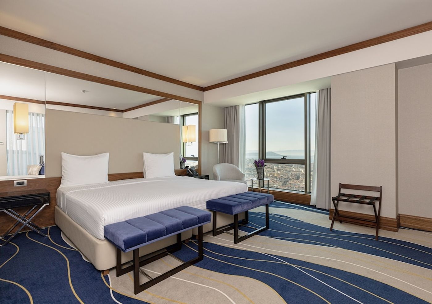 expedia-3158756-25
