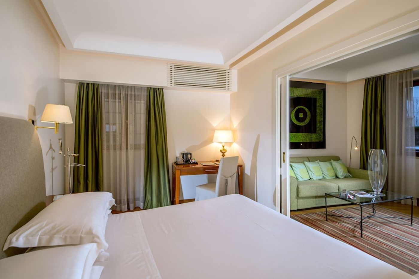 expedia-3163817-8