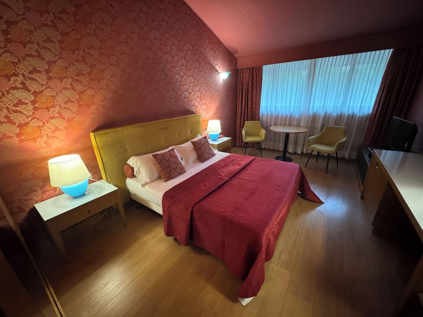 expedia-3163510-26