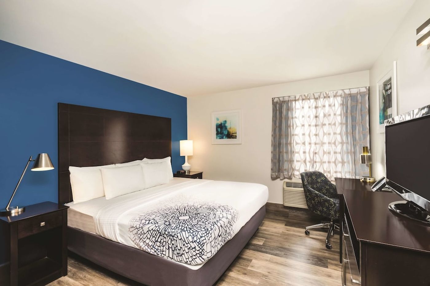 expedia-3162476-12