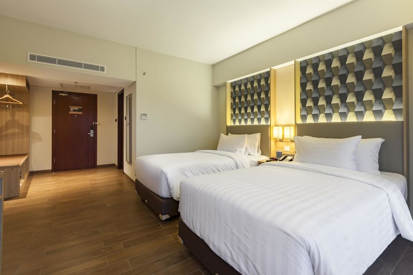 expedia-3156960-17