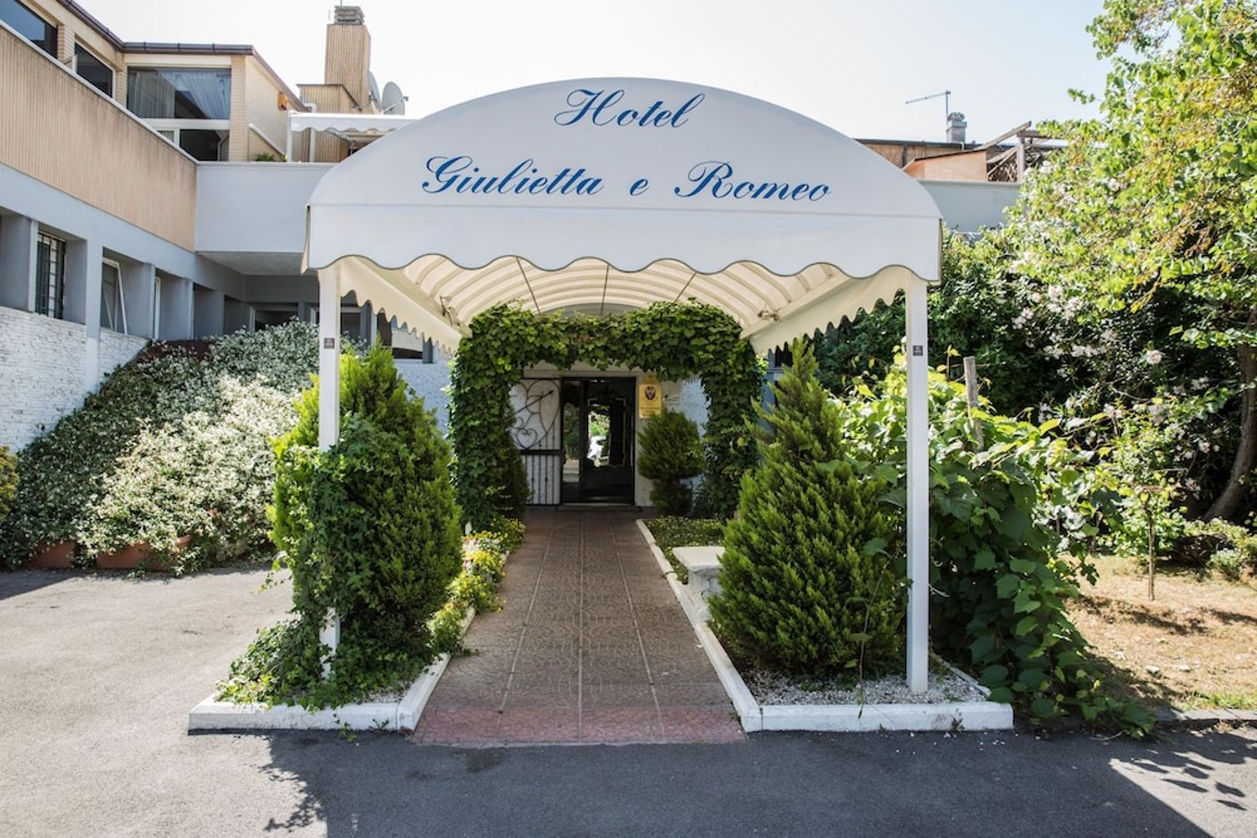 expedia-3163654-1