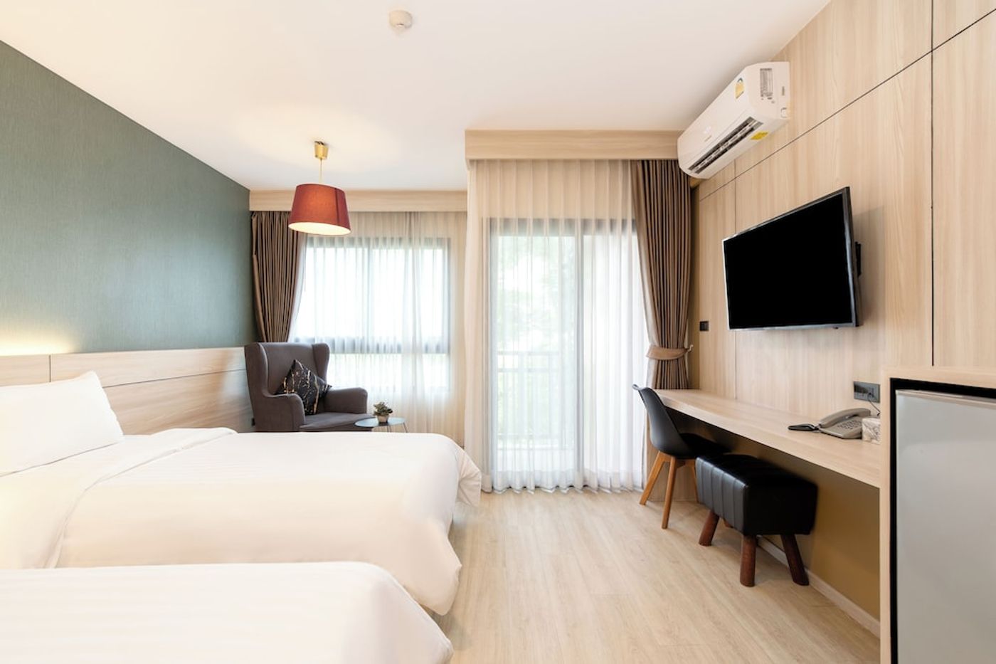 expedia-3162819-27