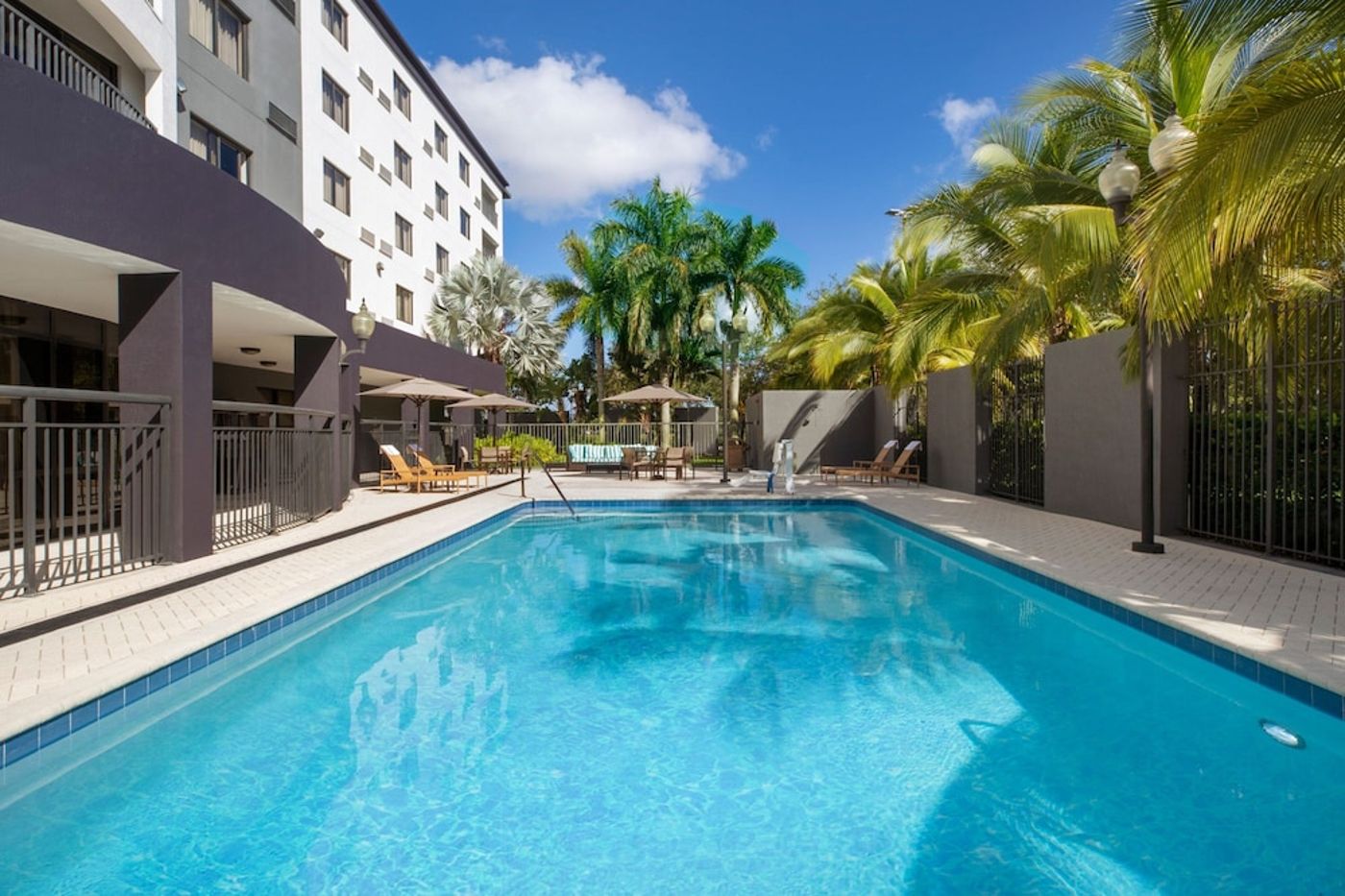 expedia-3159871-26