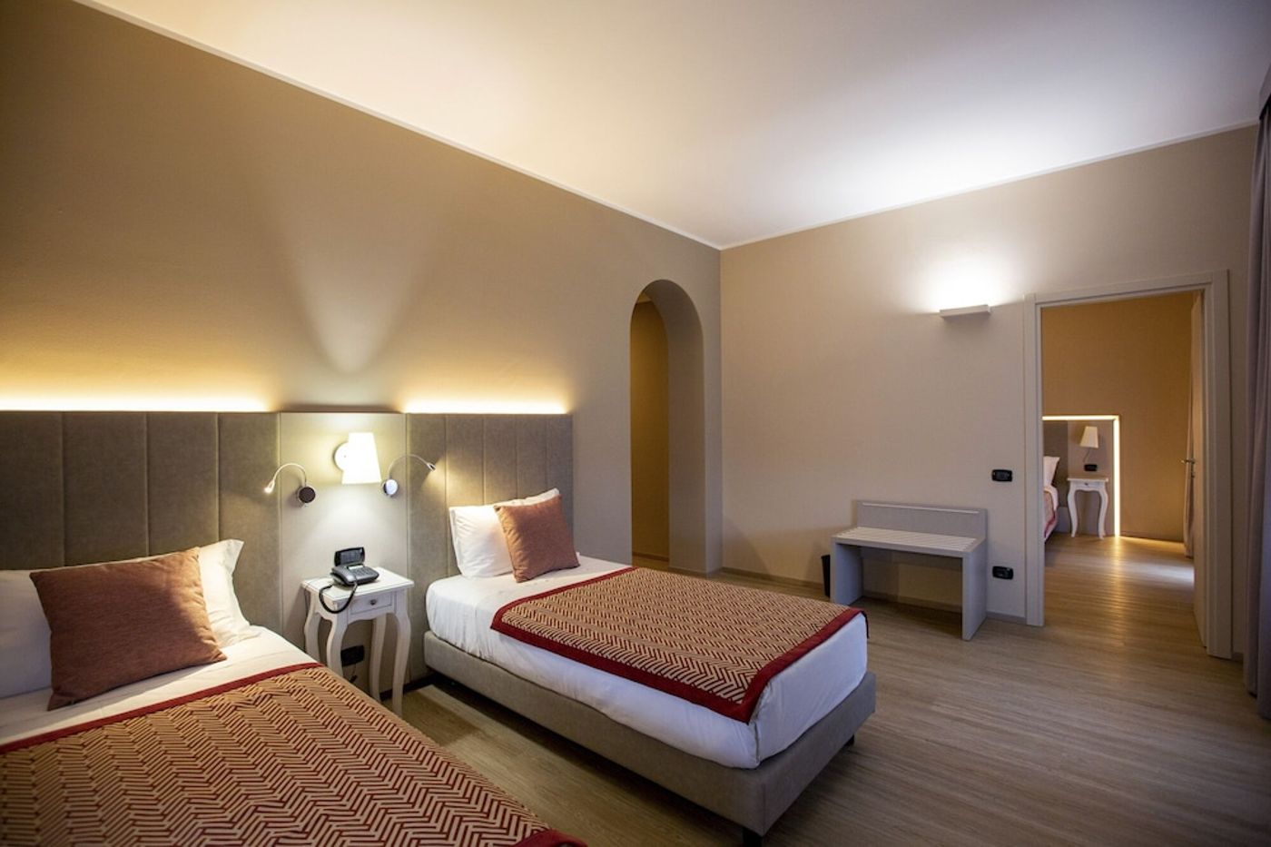 expedia-3159897-5