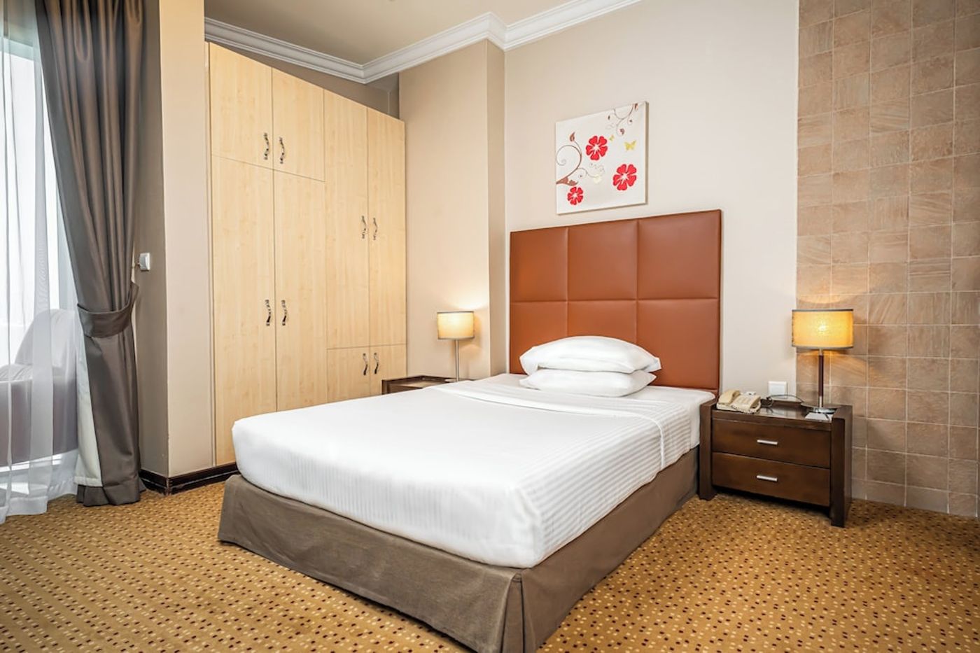 expedia-3165631-9