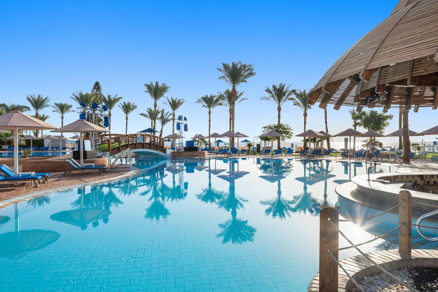 Pickalbatros Royal Grand Resort 13.08