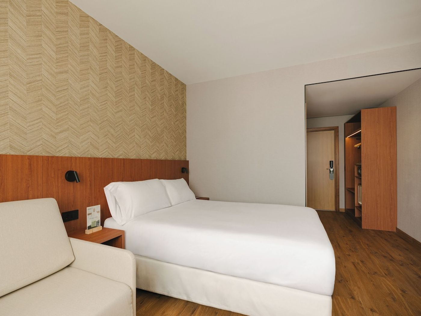 expedia-3159686-18