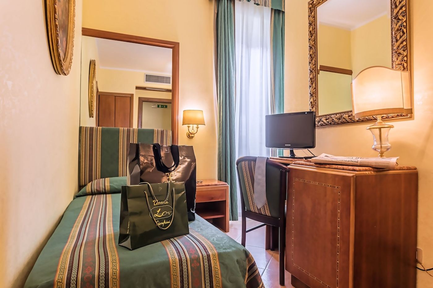 expedia-3165670-26