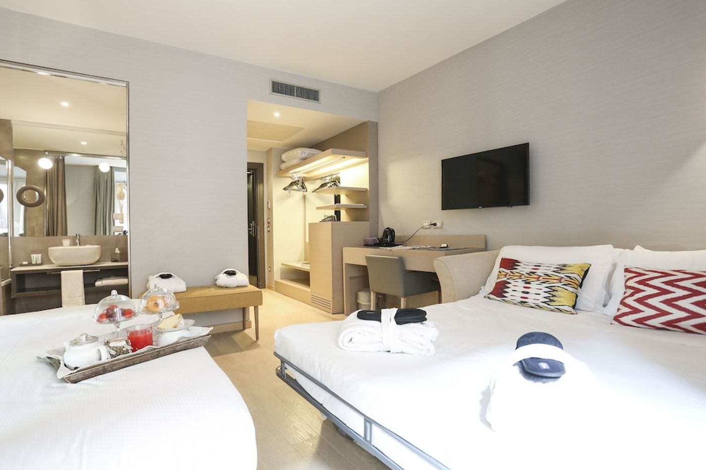 expedia-3163817-7