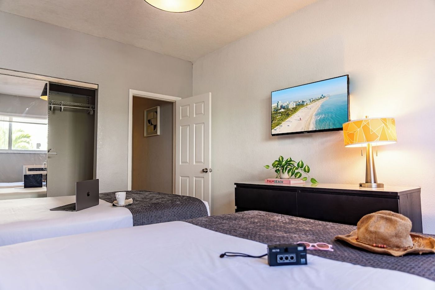 expedia-3162379-12